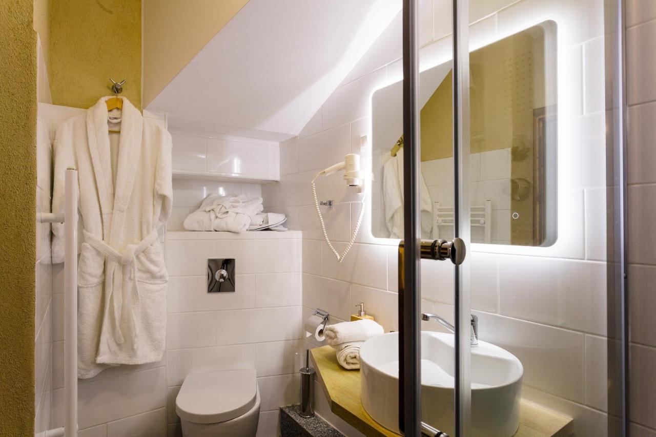 Blossom Rooms & Suite Weria Zewnętrze zdjęcie